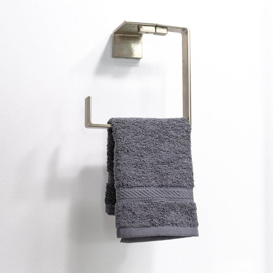 Soft and absorbent Oxford Imperiale Grey Washcloth, perfect for enhancing any bathroom décor in hotels or Airbnb.