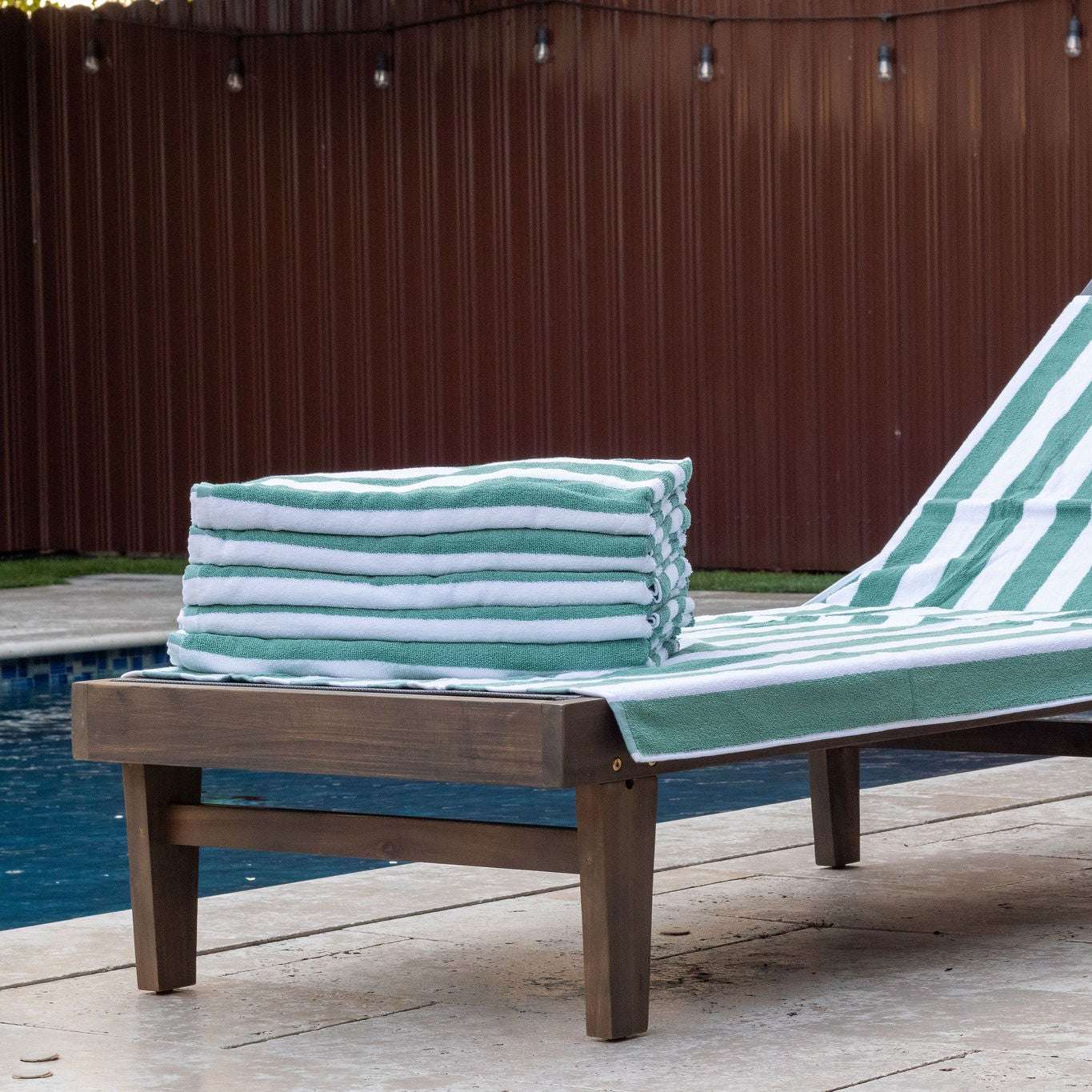 Enjoy the sun with Oxford Premium Cabana Stripe Towels 30"x70", featuring soft, absorbent cotton for ultimate comfort.